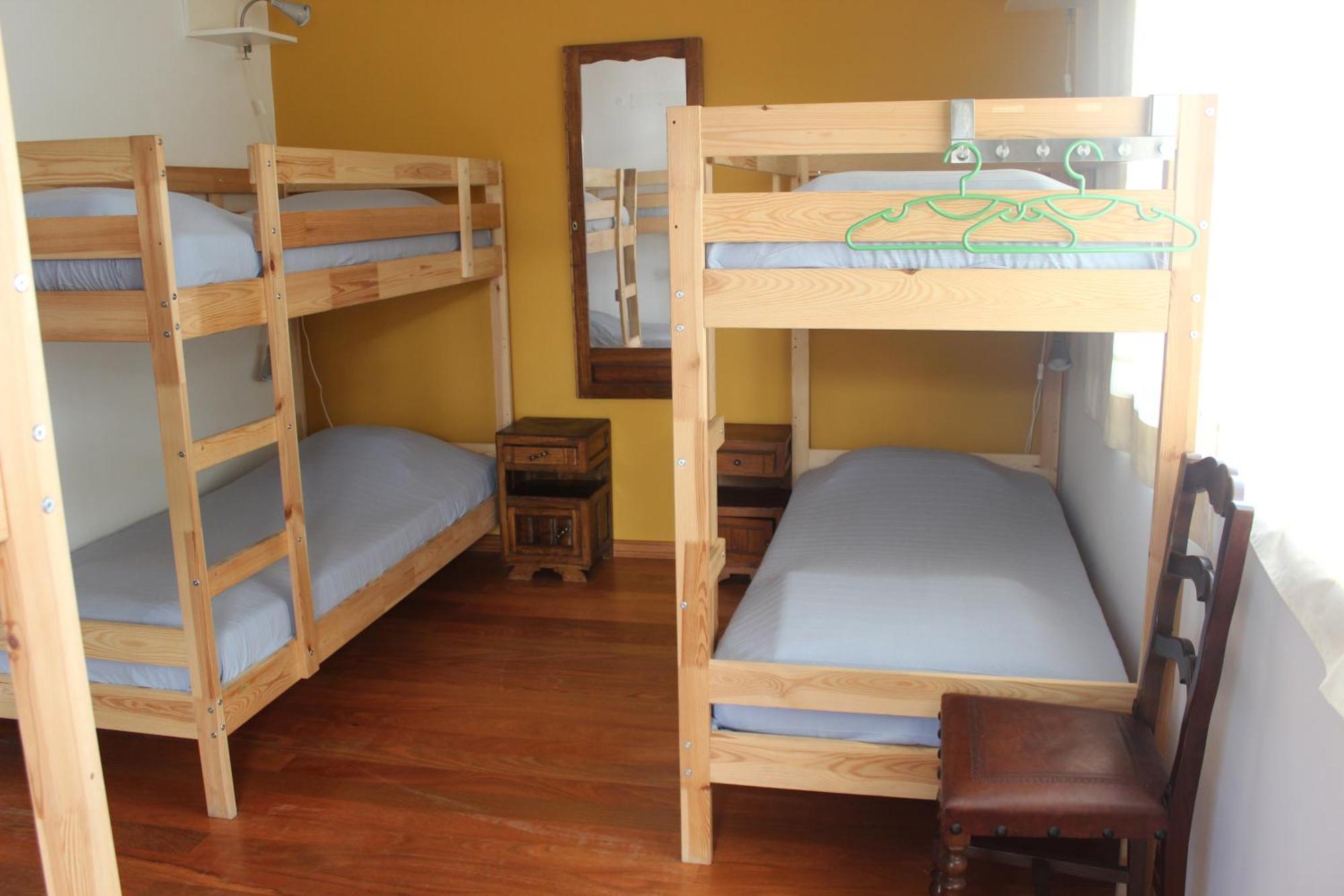 Ericeira Chill Hill Hostel & Private Rooms Rom bilde